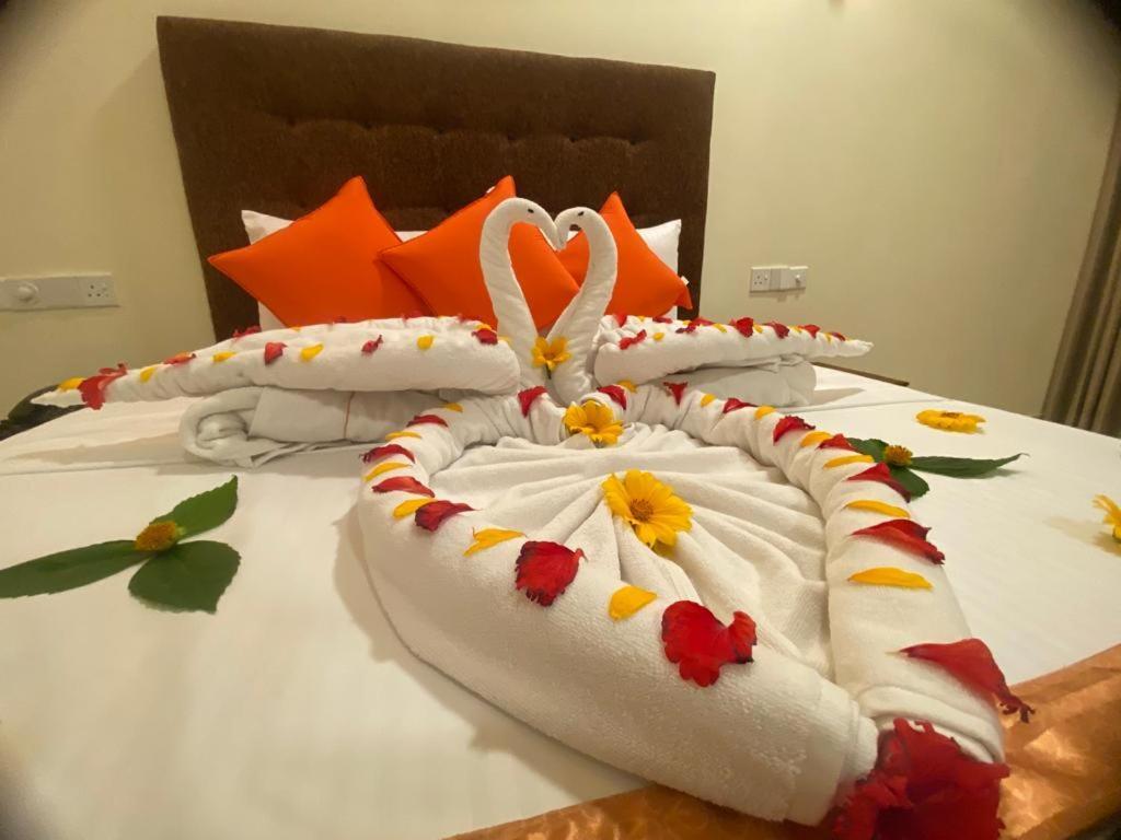 Hotel Northway Vavuniya Ngoại thất bức ảnh