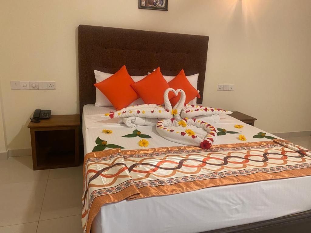 Hotel Northway Vavuniya Ngoại thất bức ảnh