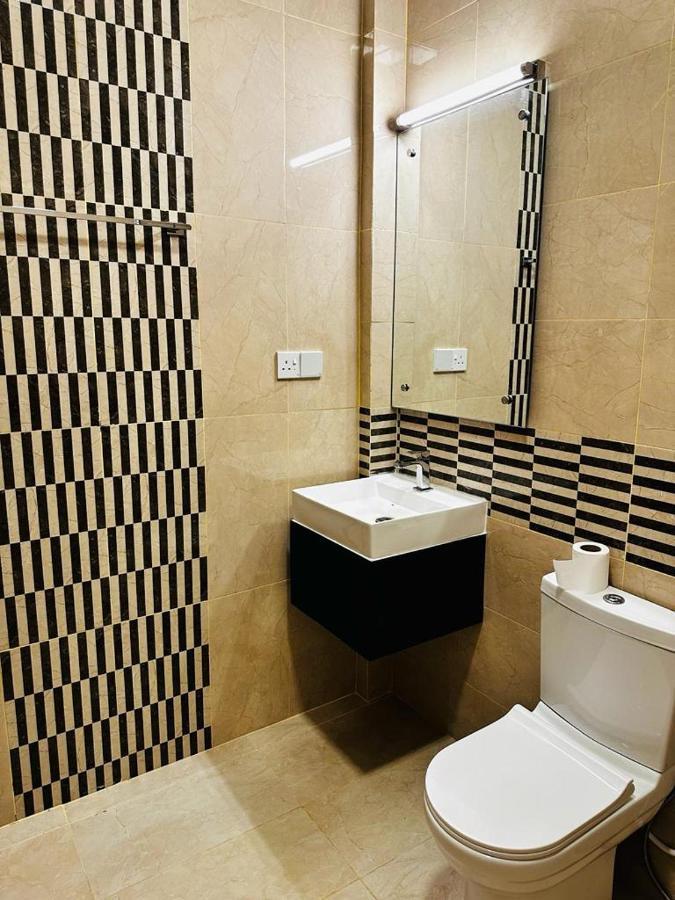 Hotel Northway Vavuniya Ngoại thất bức ảnh