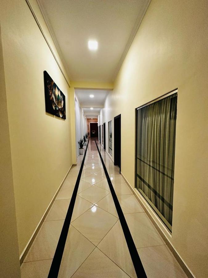 Hotel Northway Vavuniya Ngoại thất bức ảnh