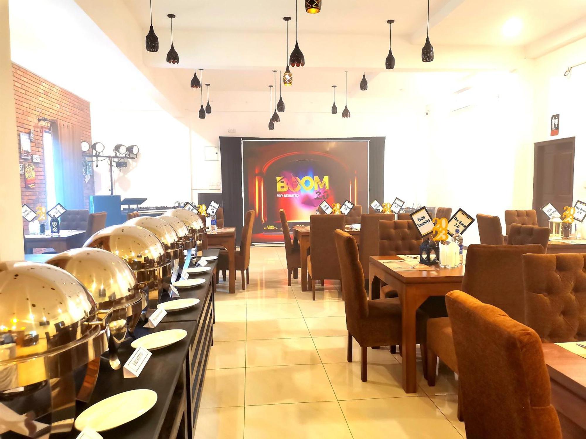 Hotel Northway Vavuniya Ngoại thất bức ảnh