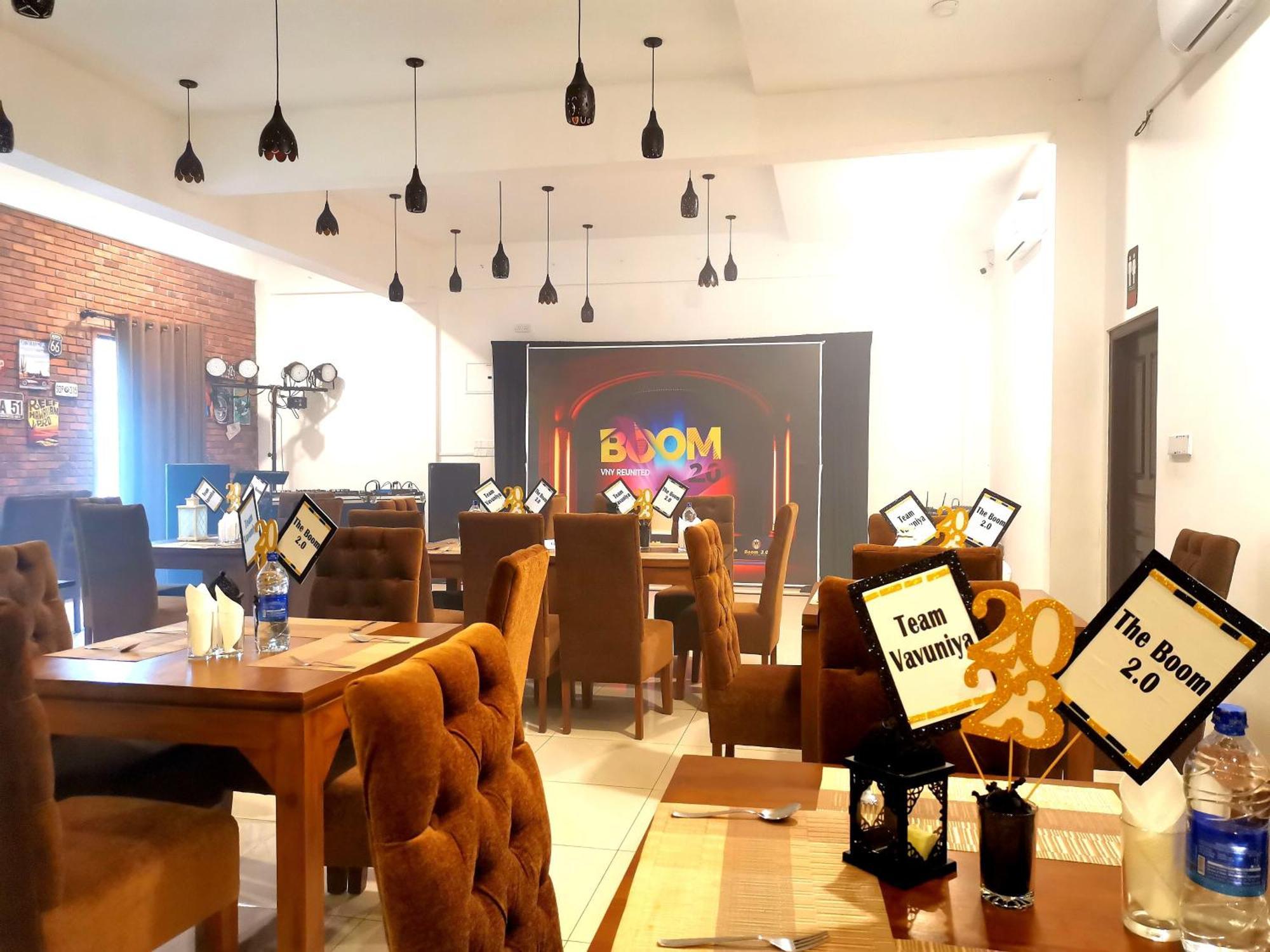 Hotel Northway Vavuniya Ngoại thất bức ảnh