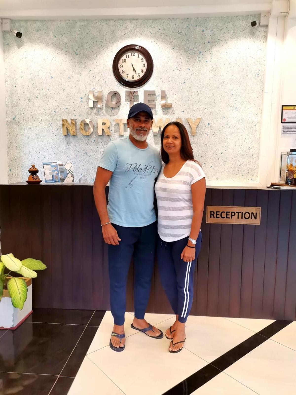 Hotel Northway Vavuniya Ngoại thất bức ảnh